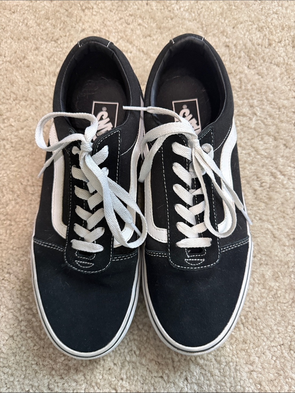 Women’s Vans Black and White Vans Sneakers - Size 10 - Picture 2 of 4